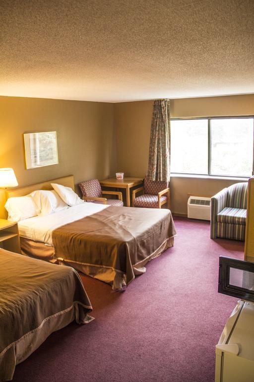 Diamond Hotel Wisconsin Dells Room photo